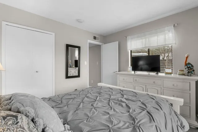 $149,900 | 10170 Beach Drive Southwest, Unit 3302, Calabash, NC 28467