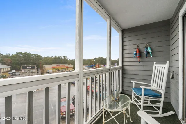 $149,900 | 10170 Beach Drive Southwest, Unit 3302, Calabash, NC 28467