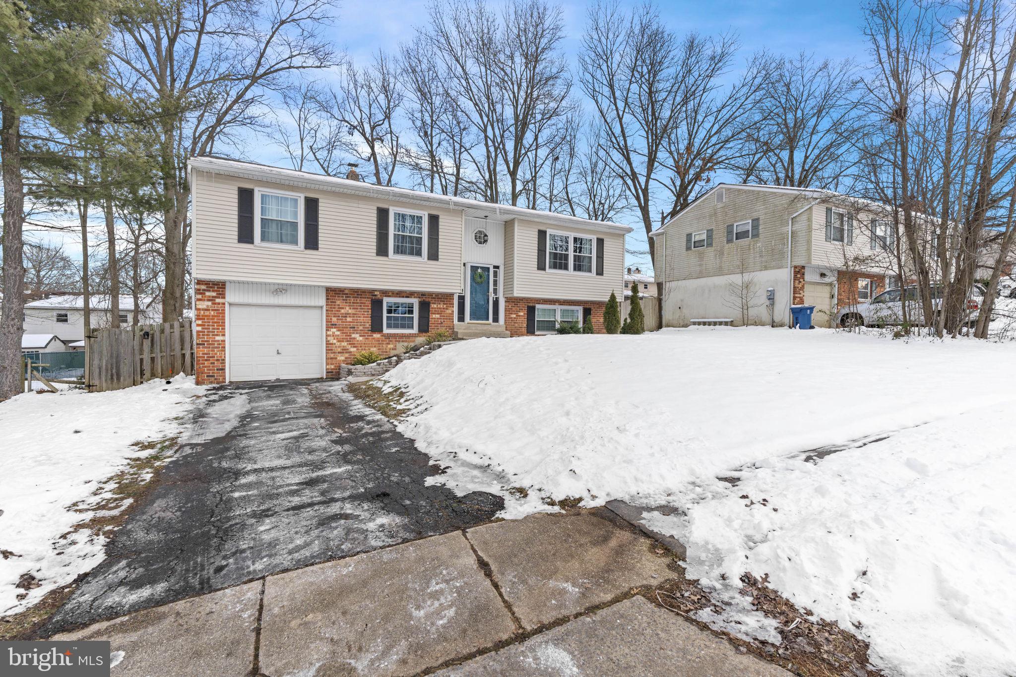 14 Top View Court Newark, DE 19702 - Photo 2 of 35