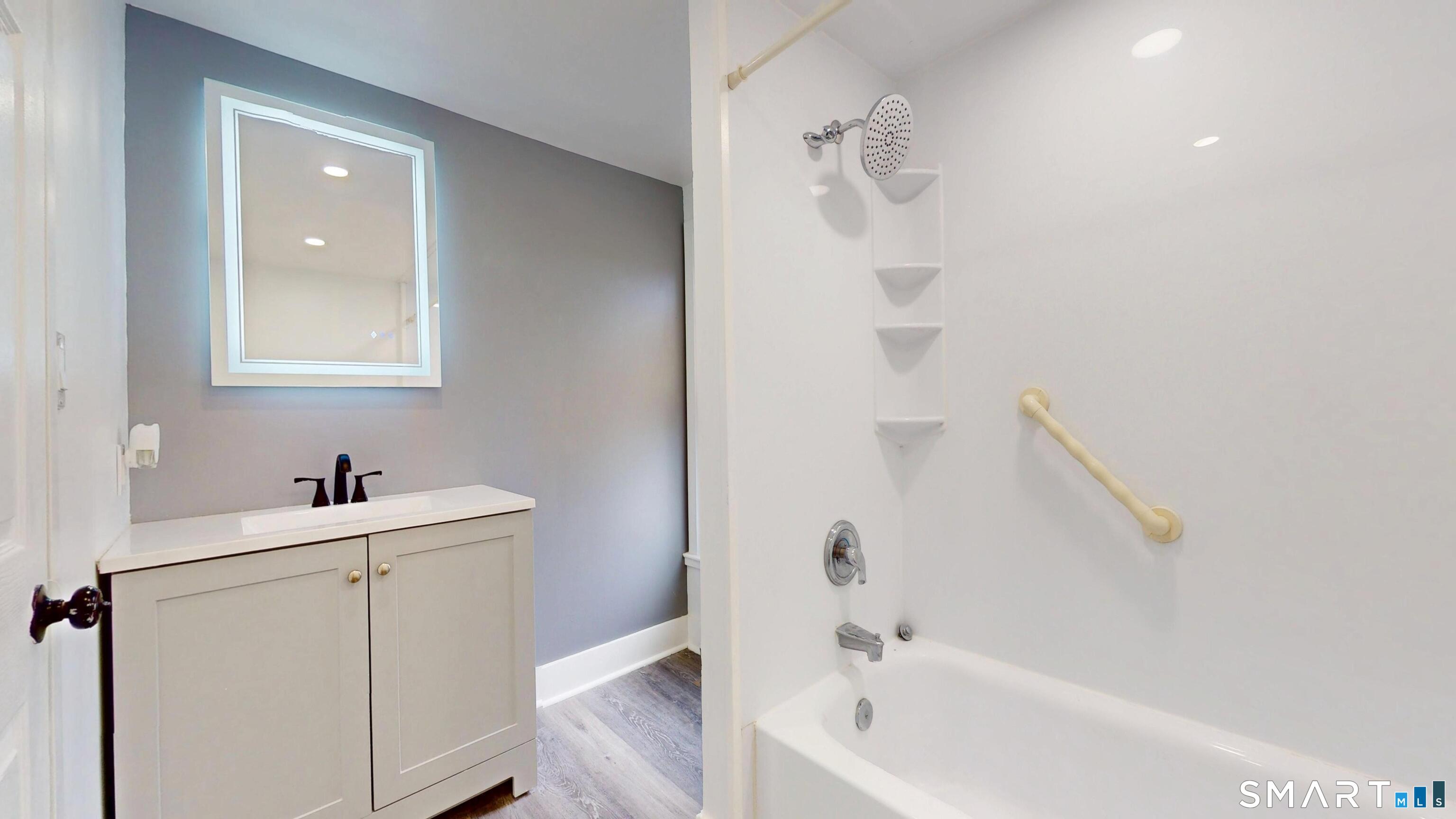 30 Pond Street Naugatuck, CT 06770 - Photo 24 of 36
