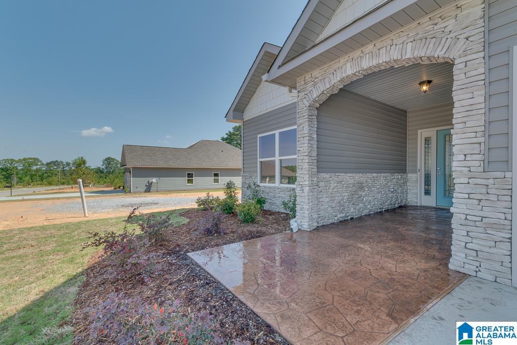 127 Sunset Lane Jemison, AL 35085 - Photo 2 of 28