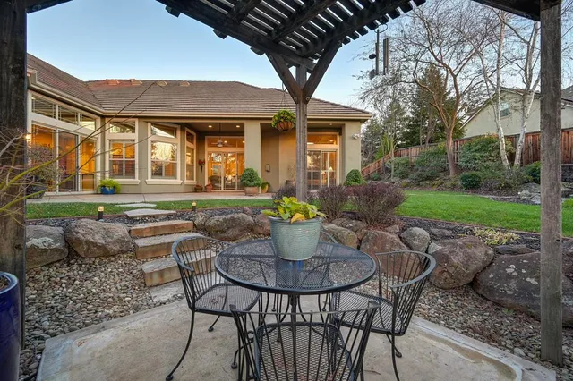 $1,300,000 | 6206 Barrington Hills Drive, Rocklin, CA 95677