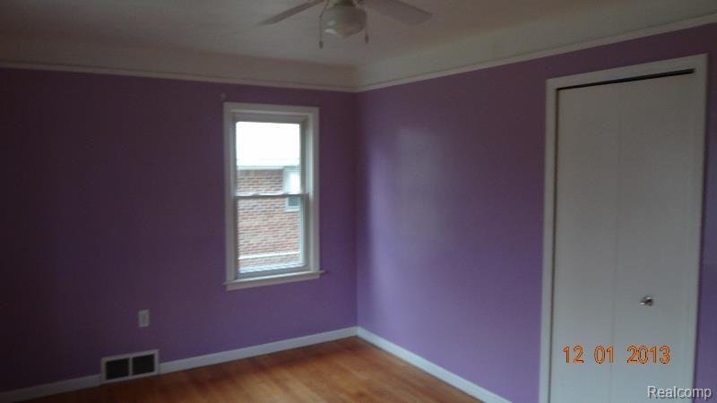29616 Joy Road Livonia, MI 48150 - Photo 6 of 11 Master bedrm.jpg