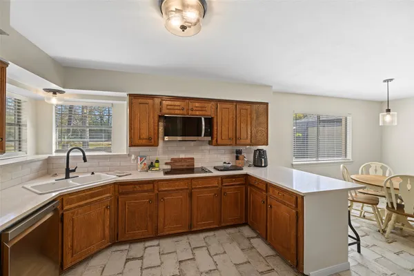 $329,999 | 26307 South Hillside Drive, Spring, TX 77386