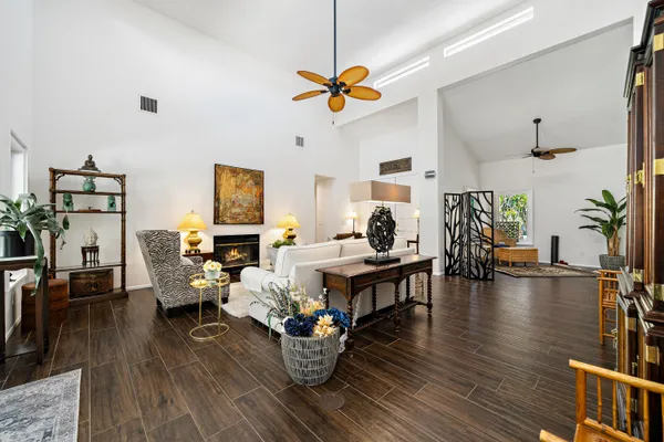 $1,150,000 | 131 Vista Monte, Palm Desert, CA 92260
