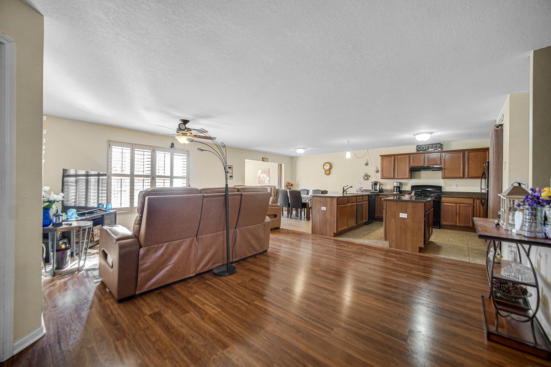 323 East 129th Place Crown Point, IN 46307 - Photo 7 of 25 1920x1280