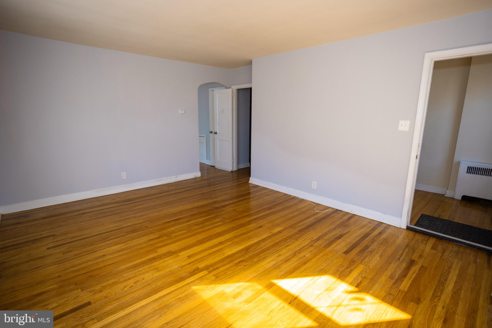 8246 Temple Road Philadelphia, PA 19150 - Photo 13 of 34