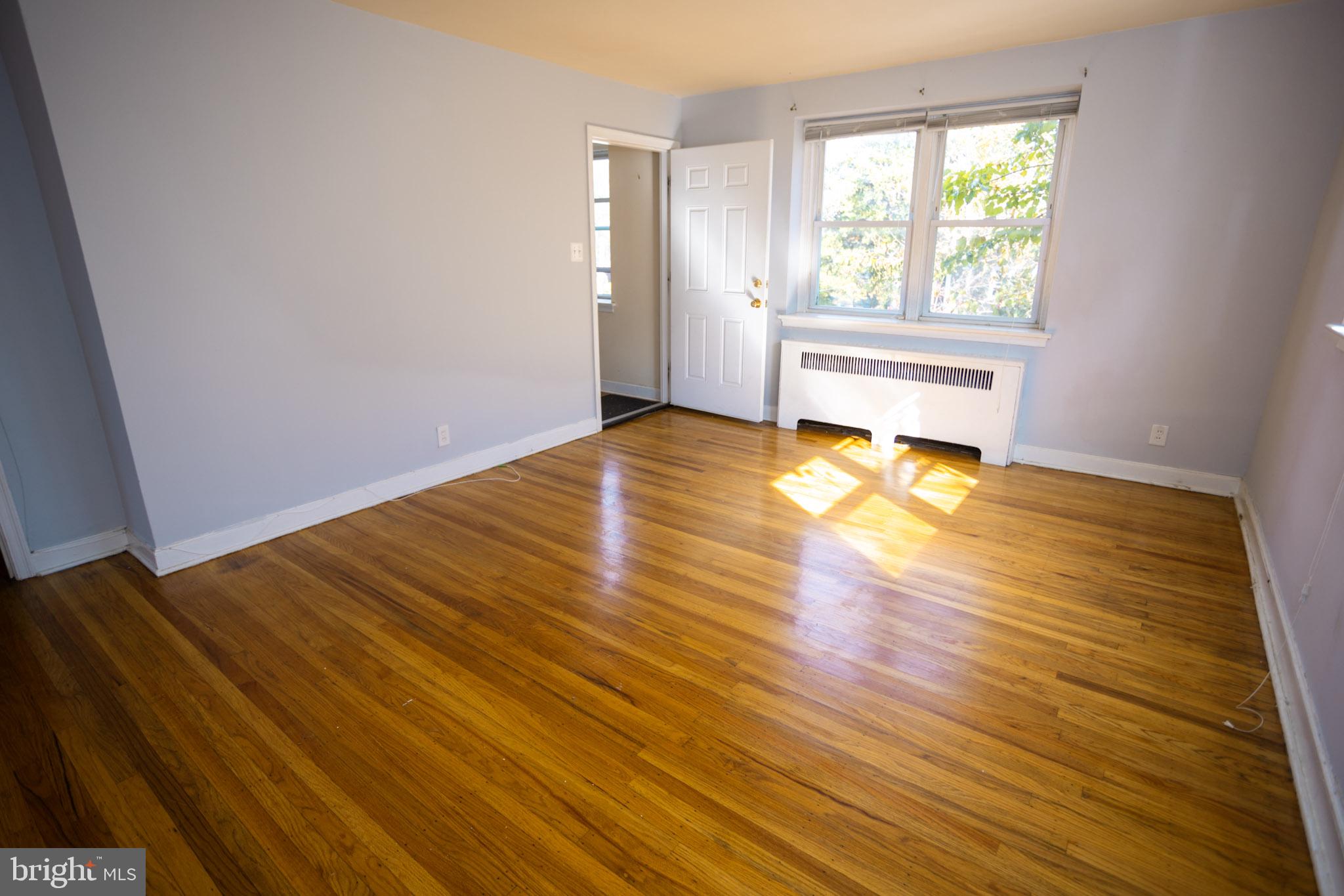 8246 Temple Road Philadelphia, PA 19150 - Photo 14 of 34