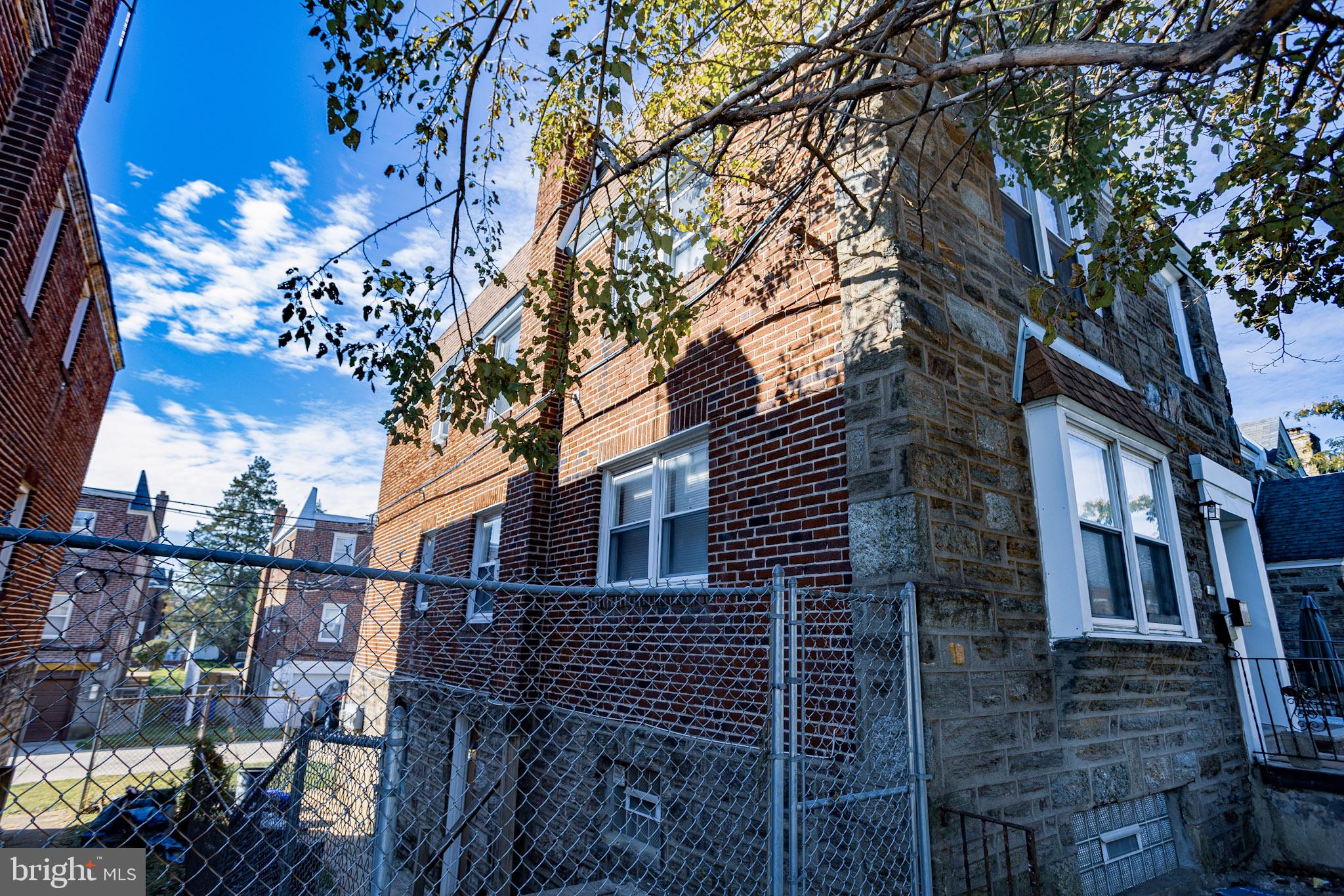 8246 Temple Road Philadelphia, PA 19150 - Photo 2 of 34