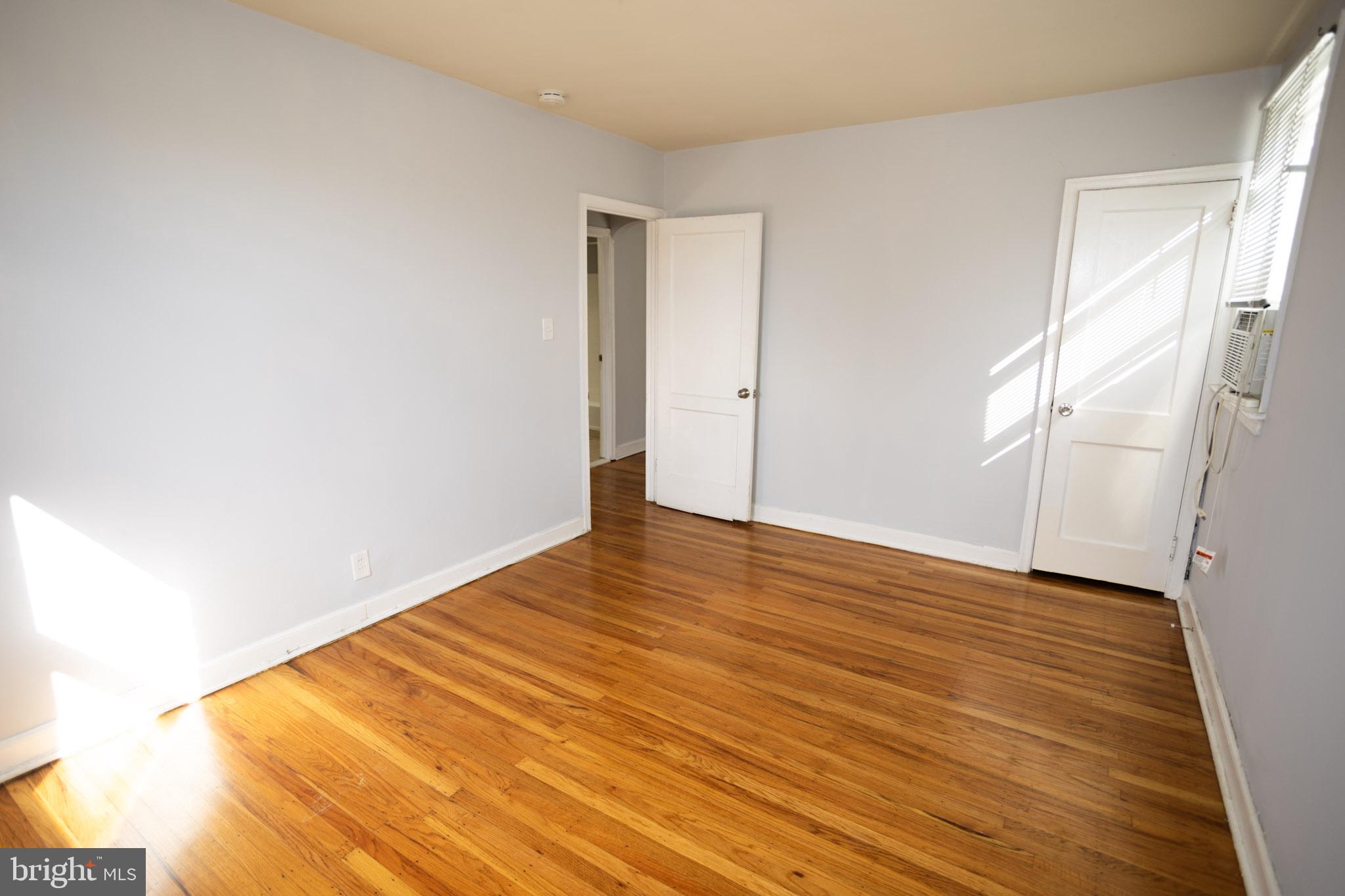 8246 Temple Road Philadelphia, PA 19150 - Photo 27 of 34