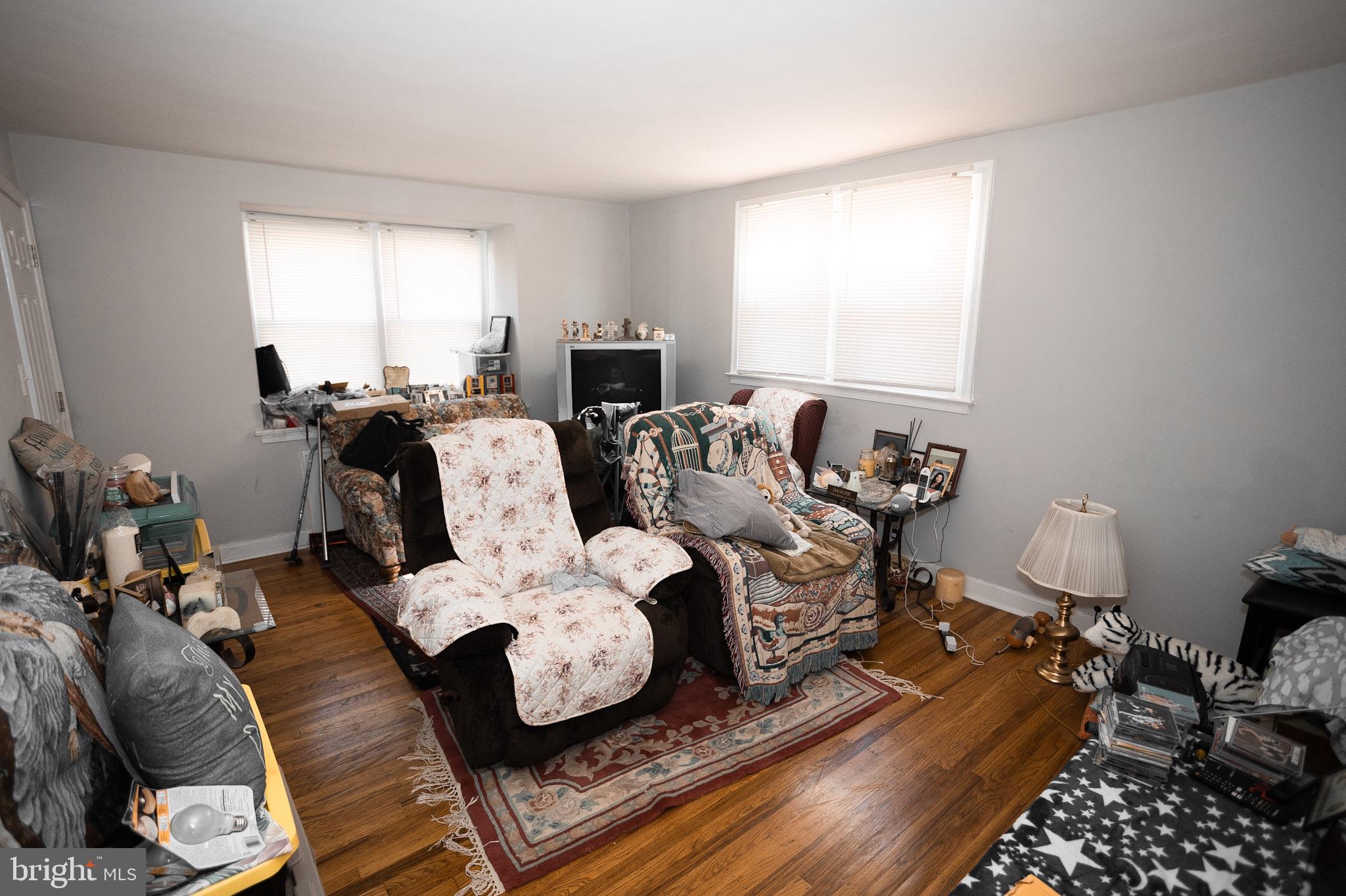 8246 Temple Road Philadelphia, PA 19150 - Photo 3 of 34