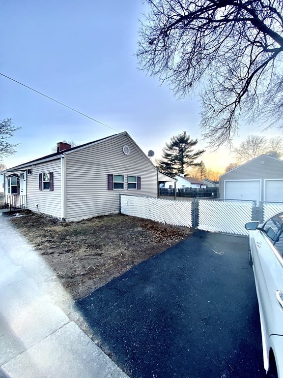 736 St James Avenue Springfield, MA 01104 - Photo 1 of 8