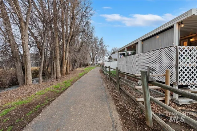 $350,000 | 1417 Lois Lane, Nampa, ID 83686