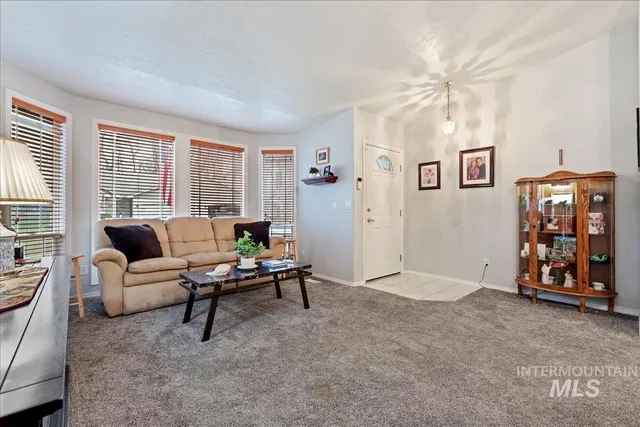 $350,000 | 1417 Lois Lane, Nampa, ID 83686