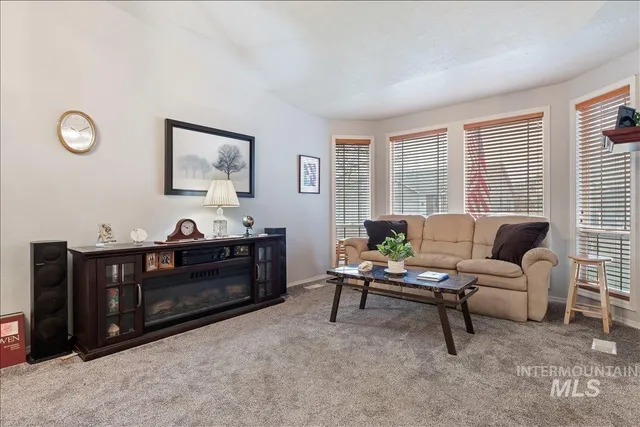 $350,000 | 1417 Lois Lane, Nampa, ID 83686