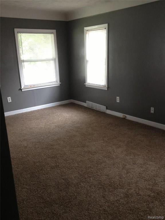 17604 Toepfer Drive Eastpointe, MI 48021 - Photo 4 of 6