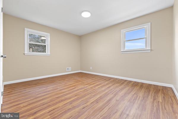 2164 Wh-ham Square Hamilton, NJ 08690 - Photo 16 of 40 Bedroom 2