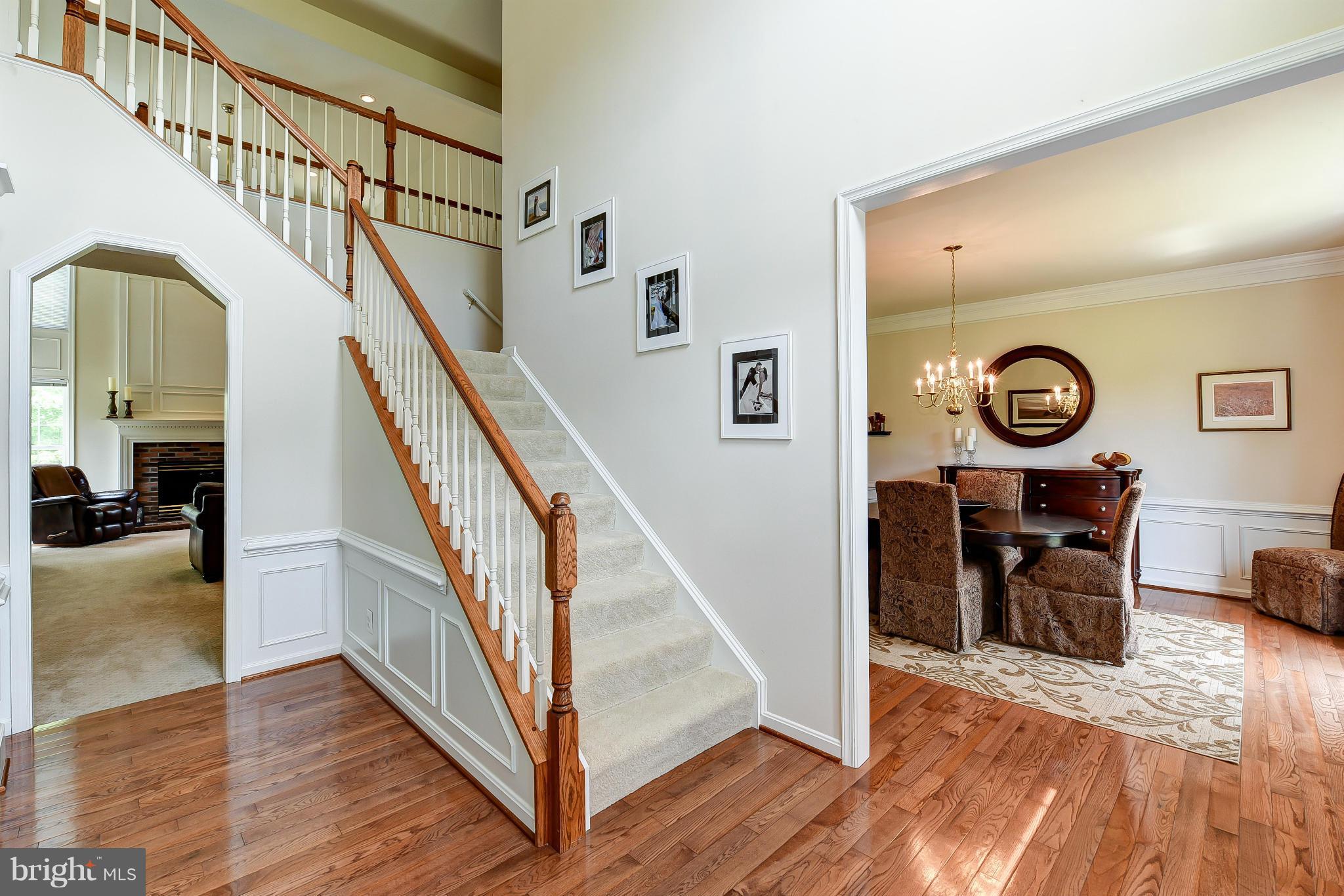 8109 Sinclair Mill Road Manassas, VA 20112 - Photo 2 of 29 Gracious Foyer