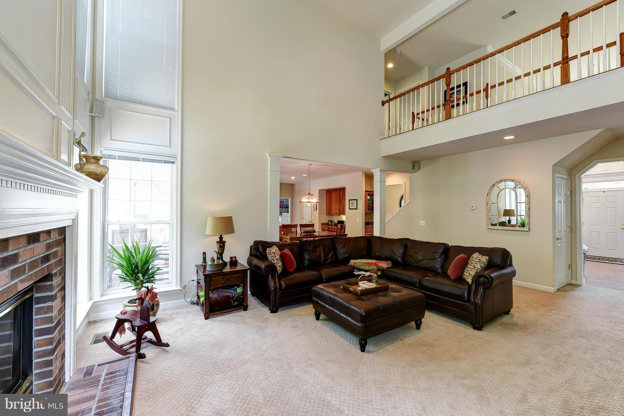 8109 Sinclair Mill Road Manassas, VA 20112 - Photo 11 of 29 Family Room