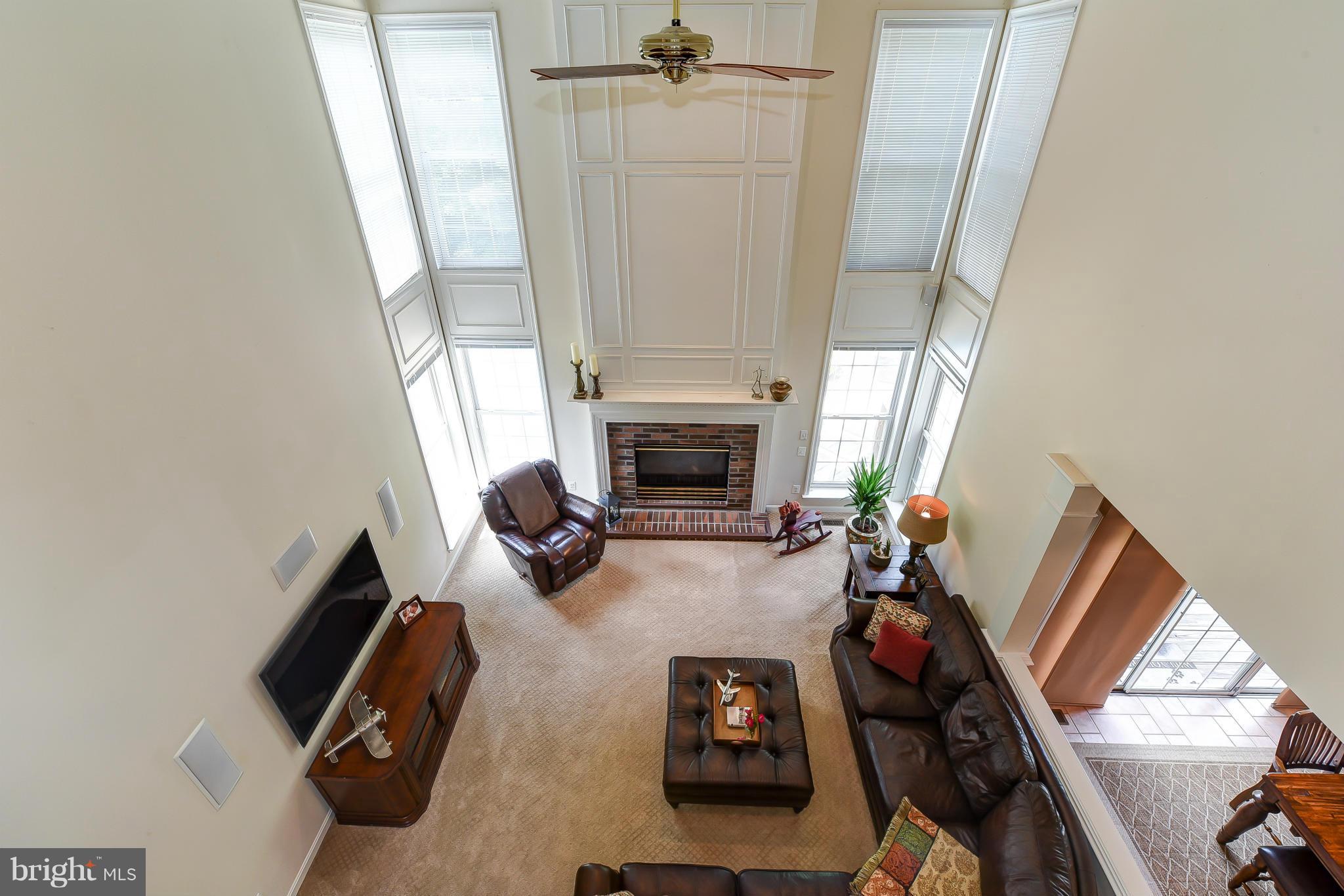 8109 Sinclair Mill Road Manassas, VA 20112 - Photo 12 of 29 Family Room