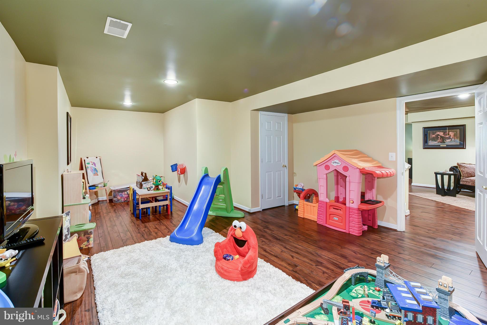 8109 Sinclair Mill Road Manassas, VA 20112 - Photo 23 of 29 Lower Level Rec Room / Media Room