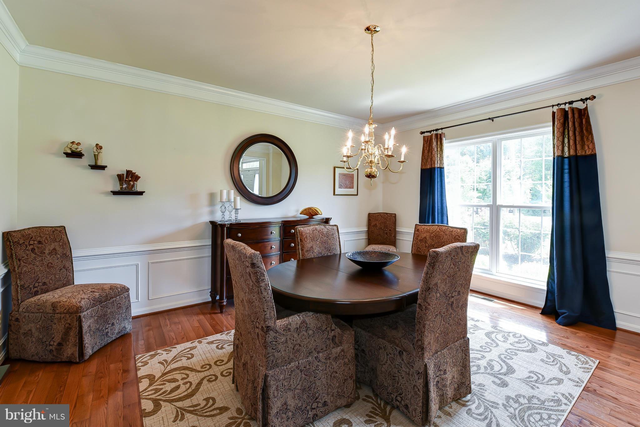 8109 Sinclair Mill Road Manassas, VA 20112 - Photo 6 of 29 Formal Dining Room