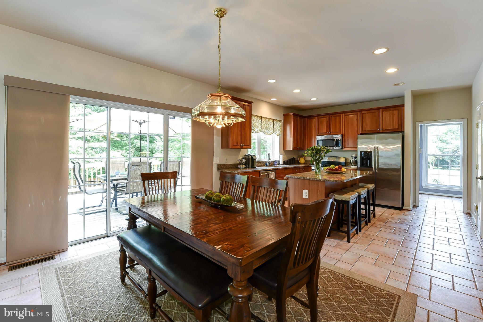 8109 Sinclair Mill Road Manassas, VA 20112 - Photo 7 of 29 Large Eat In Kitchen