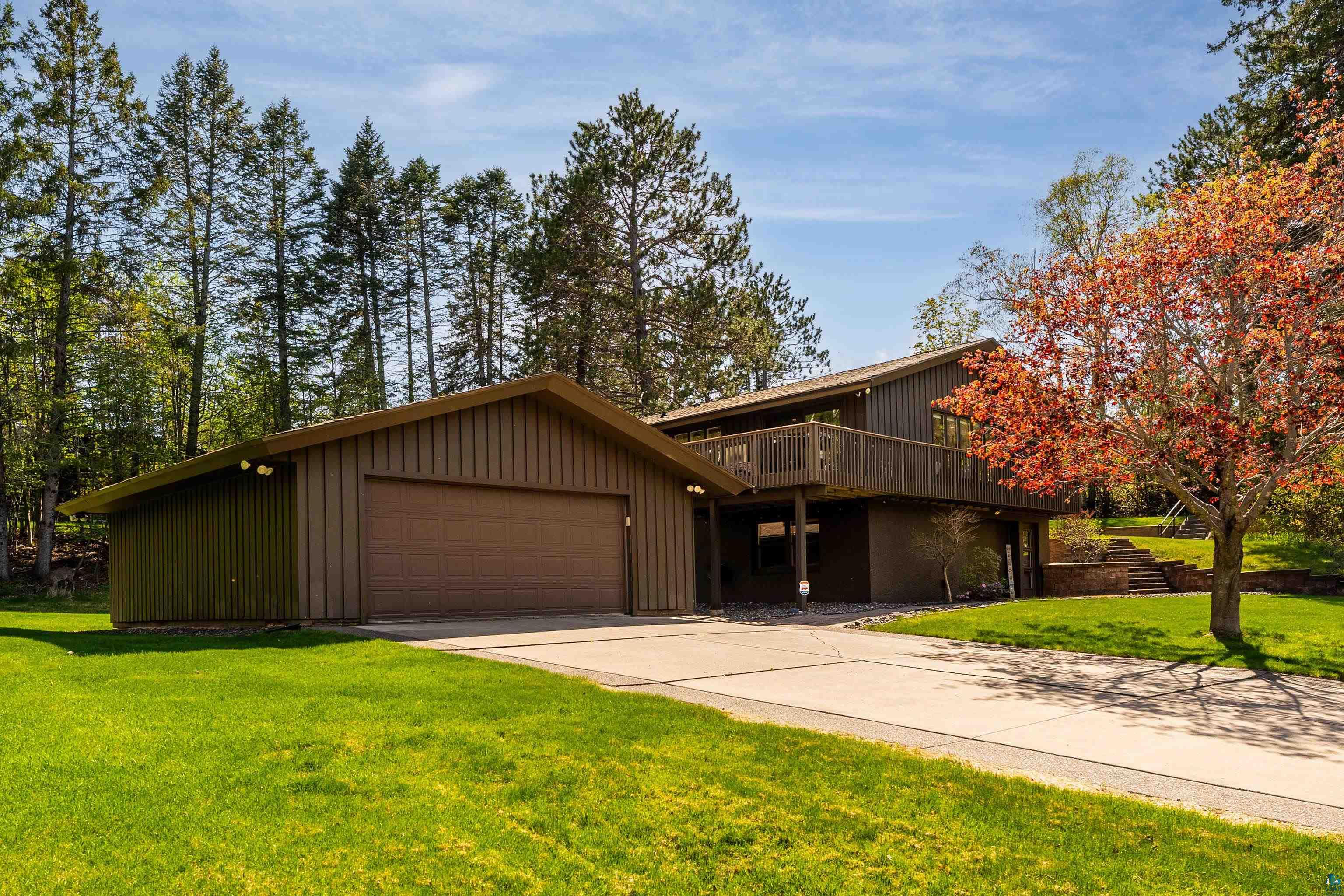 2144 Harvard Avenue Duluth, MN 55803 - Photo 3 of 59