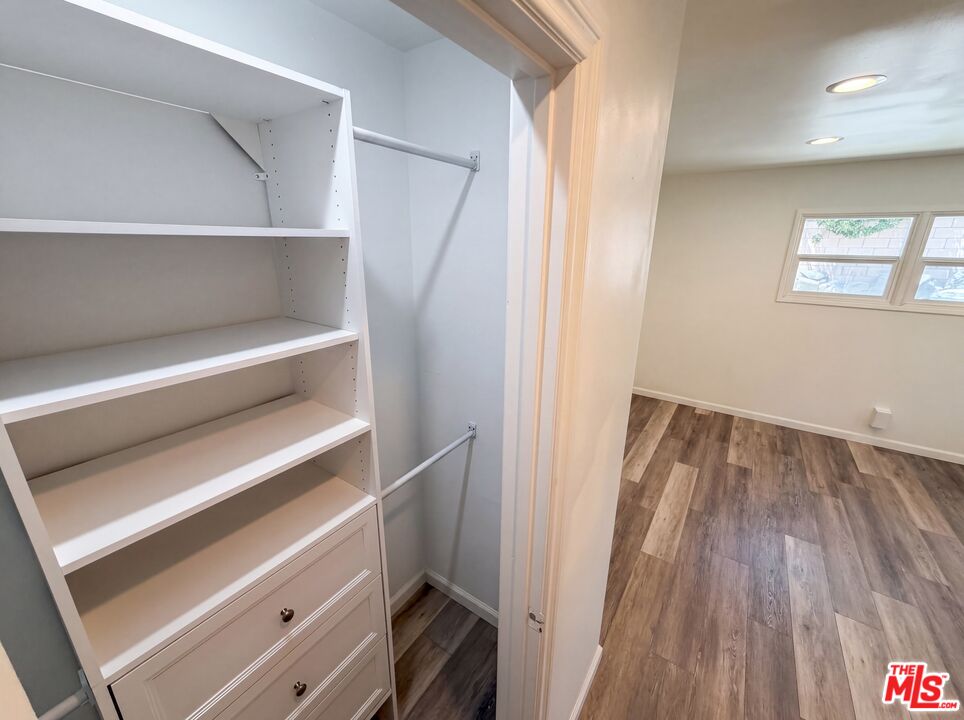1007 East Citrus Edge Street Azusa, CA 91702 - Photo 14 of 33