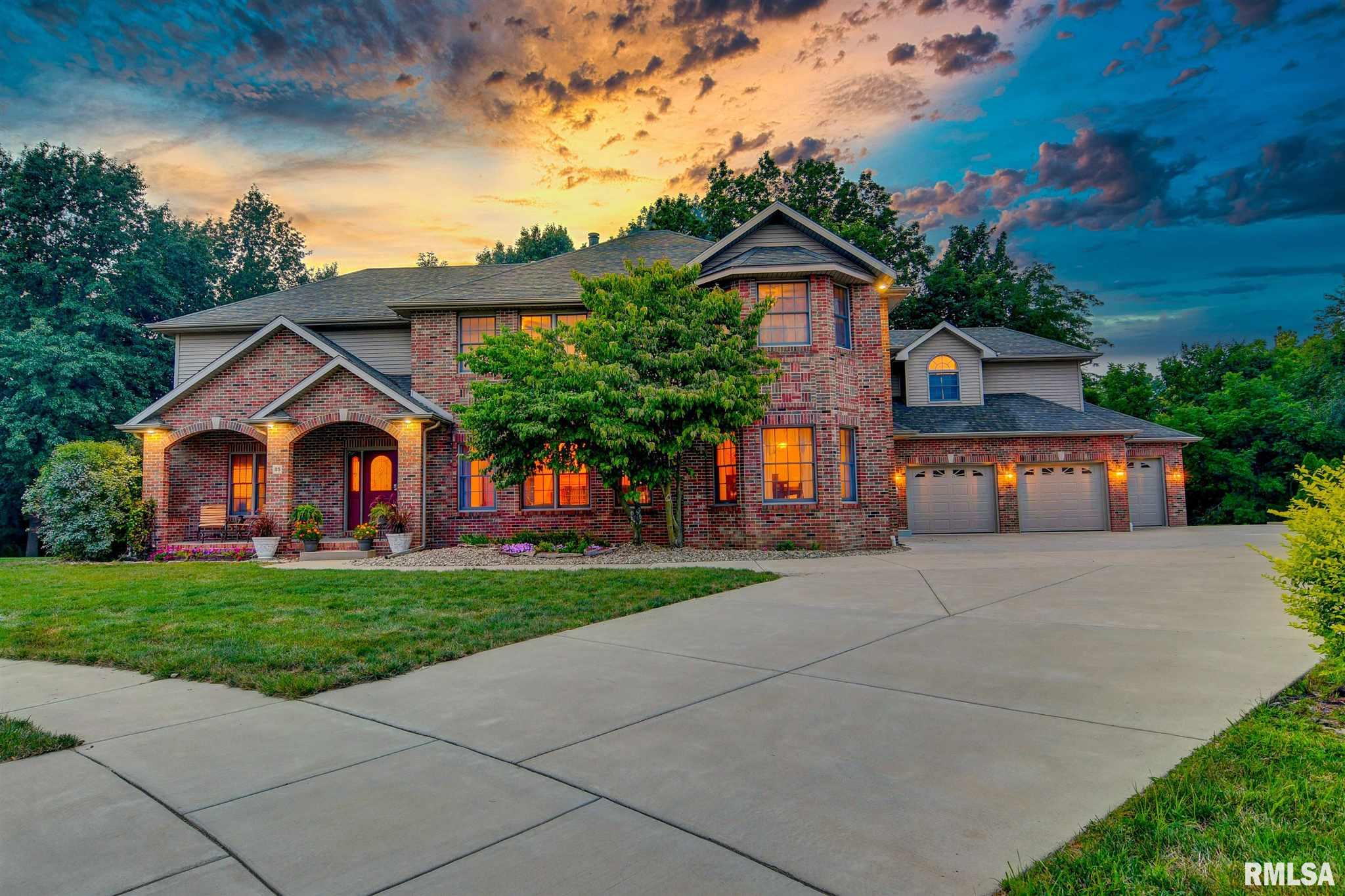 25 Woodland Trail Rochester, IL 62563 - Photo 1 of 50