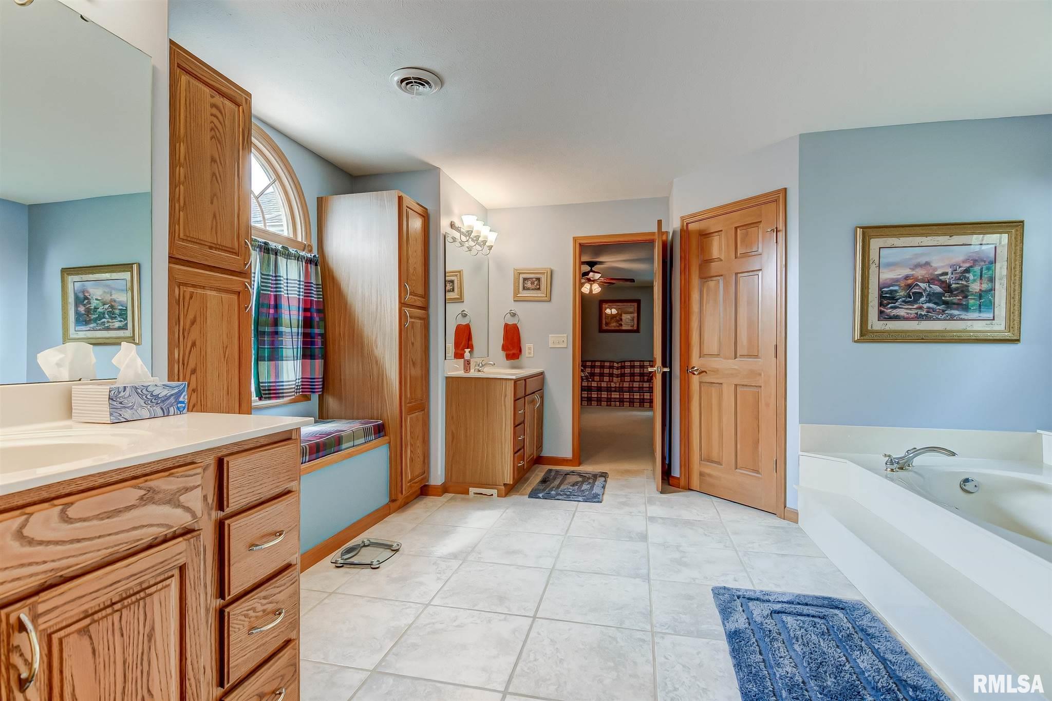 25 Woodland Trail Rochester, IL 62563 - Photo 21 of 50