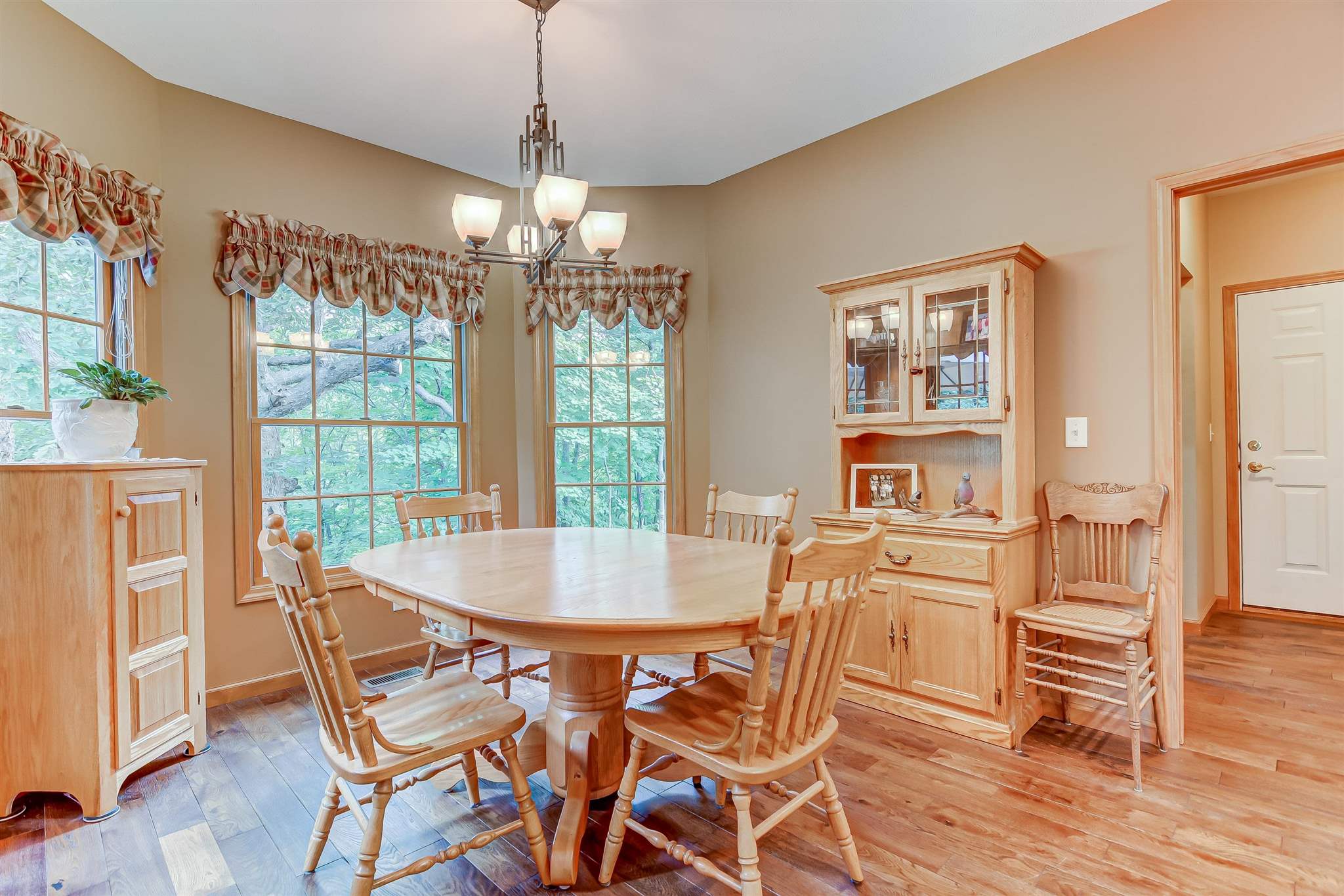 25 Woodland Trail Rochester, IL 62563 - Photo 7 of 50