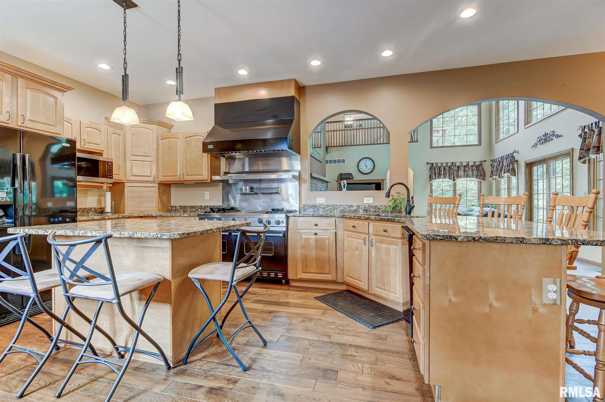 25 Woodland Trail Rochester, IL 62563 - Photo 10 of 50