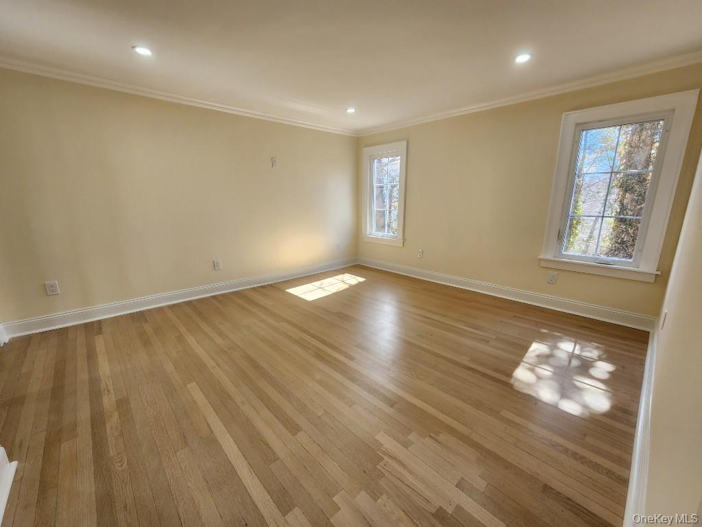 20 North Ravine Road Kings Point, NY 11023 - Photo 25 of 49 a view of an empty room and window