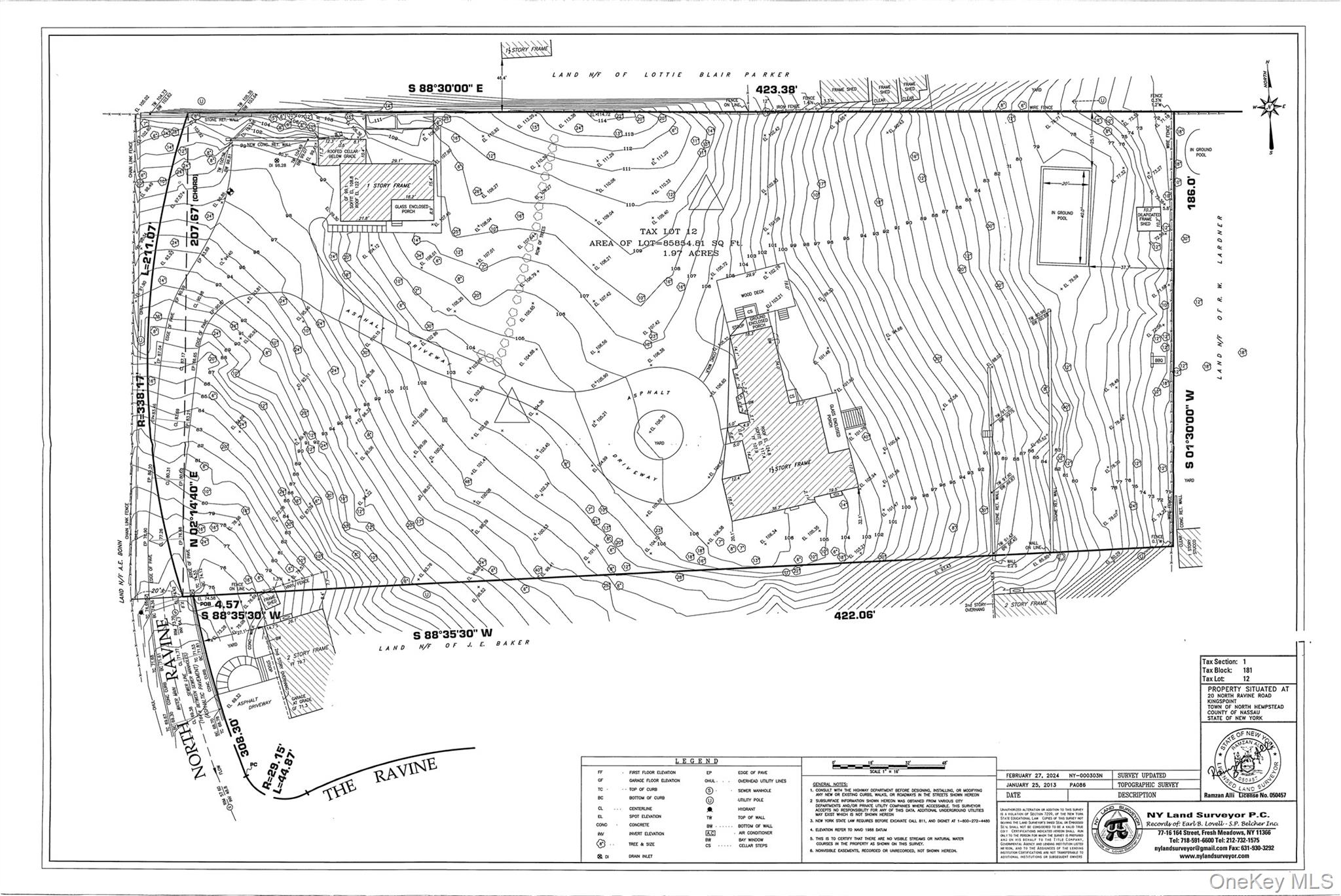 20 North Ravine Road Kings Point, NY 11023 - Photo 5 of 49 a black and white photo of a