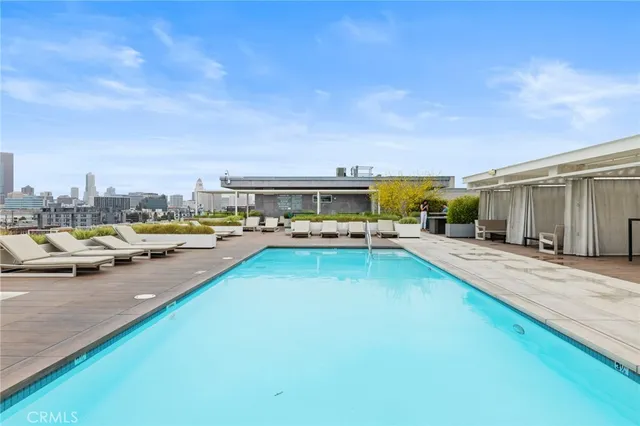 $699,000 | 527 Molino Street, Unit 213, Los Angeles, CA 90013