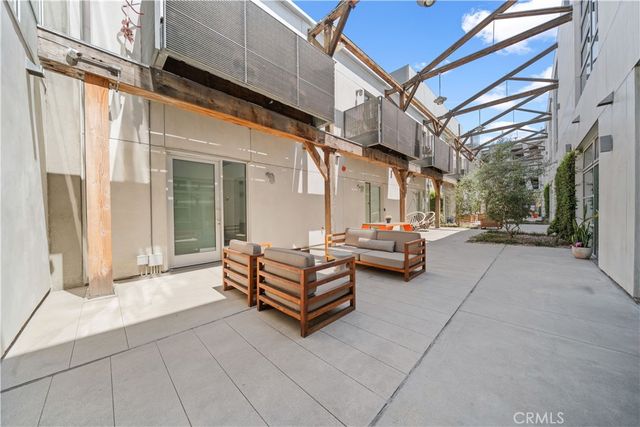 $699,000 | 527 Molino Street, Unit 213, Los Angeles, CA 90013