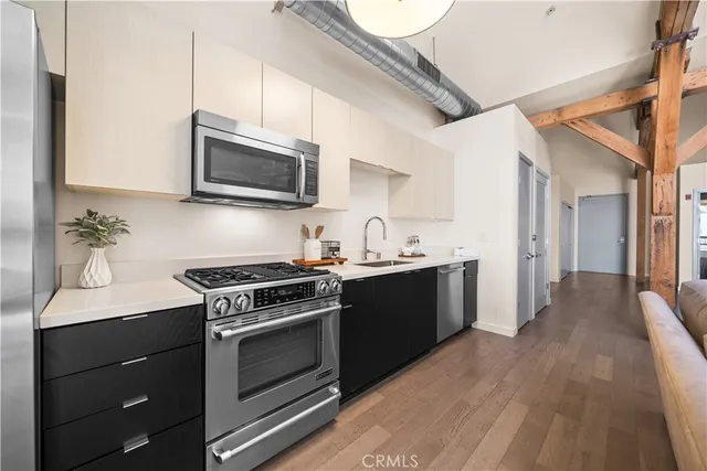 $699,000 | 527 Molino Street, Unit 213, Los Angeles, CA 90013