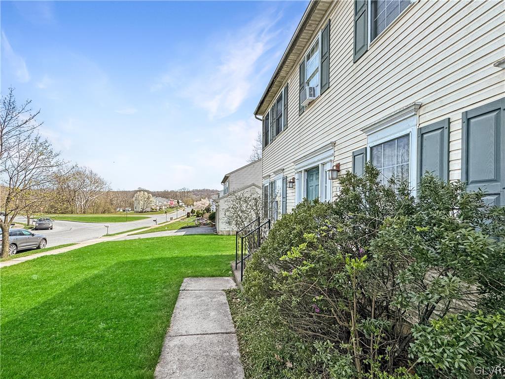 109 Forest Line Road Easton, PA 18045 - Photo 4 of 4 Gallery Image 4