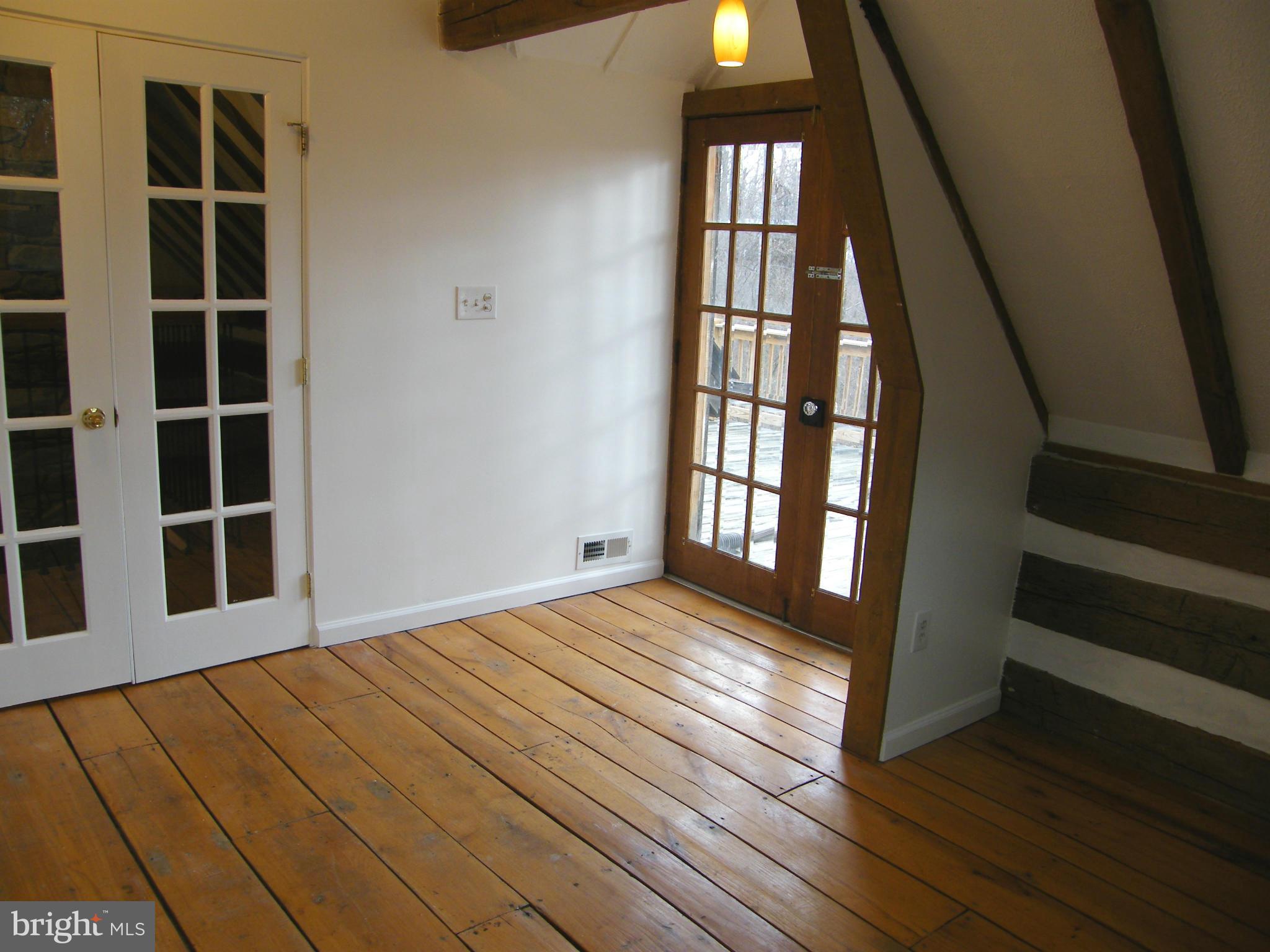 13261 Wilt Store Road Leesburg, VA 20176 - Photo 14 of 30 UL Bedroom 2- walk out to UL Deck