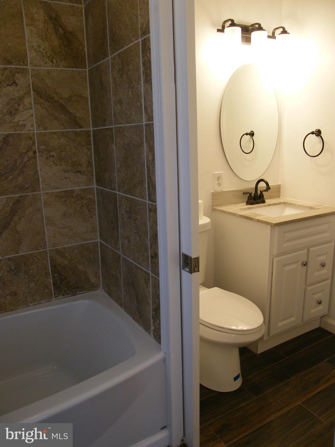 13261 Wilt Store Road Leesburg, VA 20176 - Photo 25 of 30 LL Bath- view 2- w/ Sink Vanity