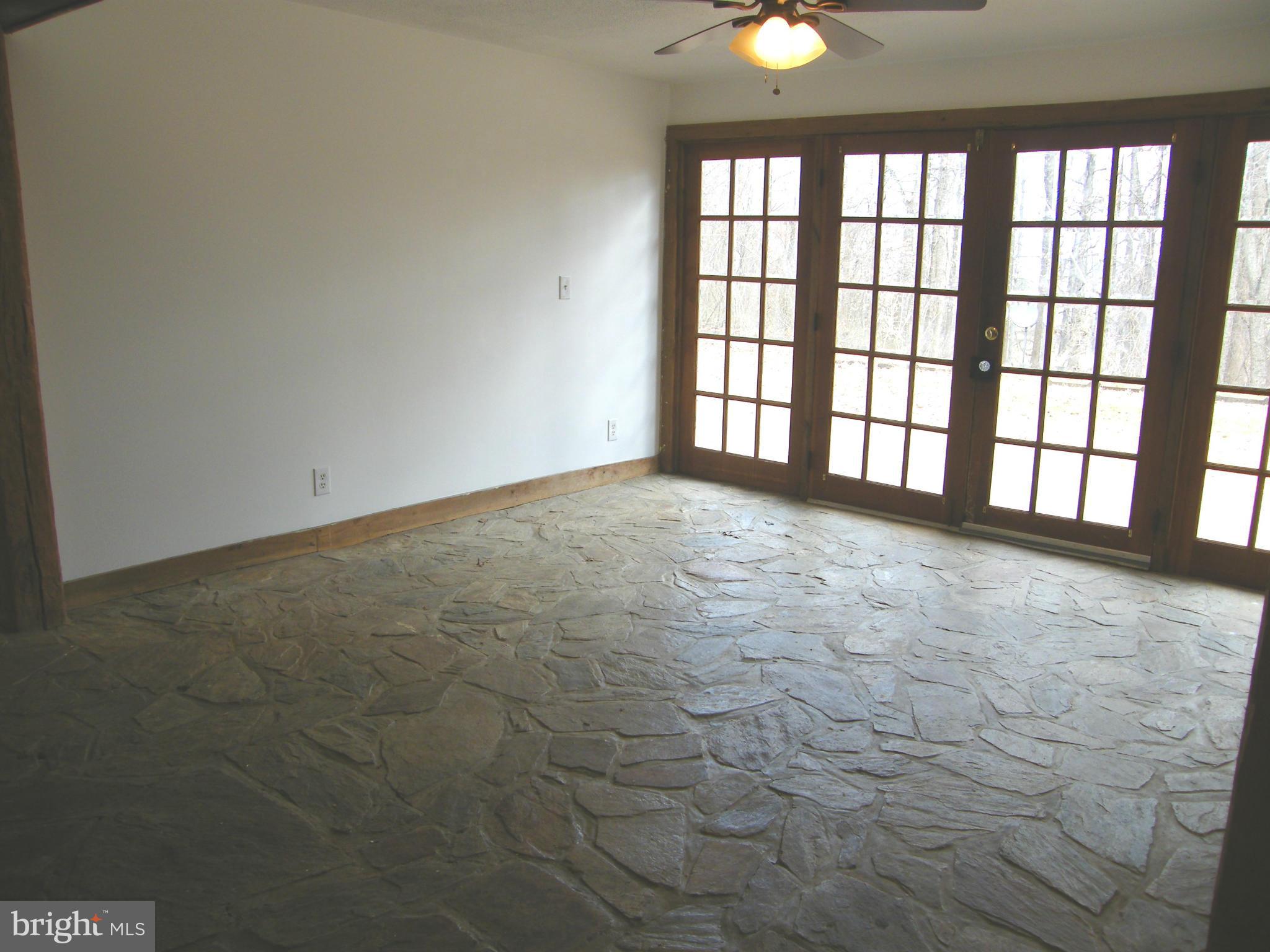 13261 Wilt Store Road Leesburg, VA 20176 - Photo 27 of 30 LL potential entertainment area- W/O to deck