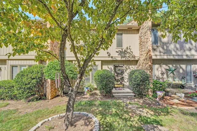 $279,950 | 3516 Stonehenge Square, Roanoke, VA 24018