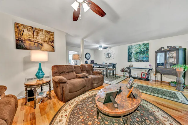 $279,950 | 3516 Stonehenge Square, Roanoke, VA 24018