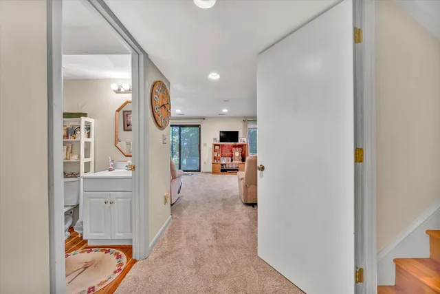 $279,950 | 3516 Stonehenge Square, Roanoke, VA 24018