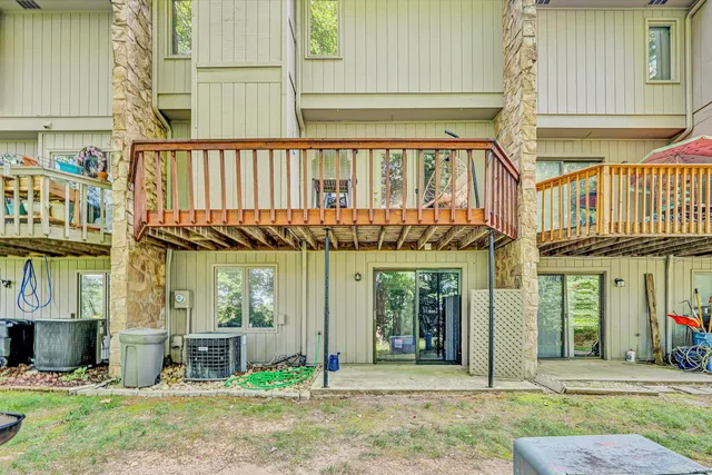 $279,950 | 3516 Stonehenge Square, Roanoke, VA 24018