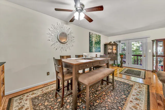 $279,950 | 3516 Stonehenge Square, Roanoke, VA 24018