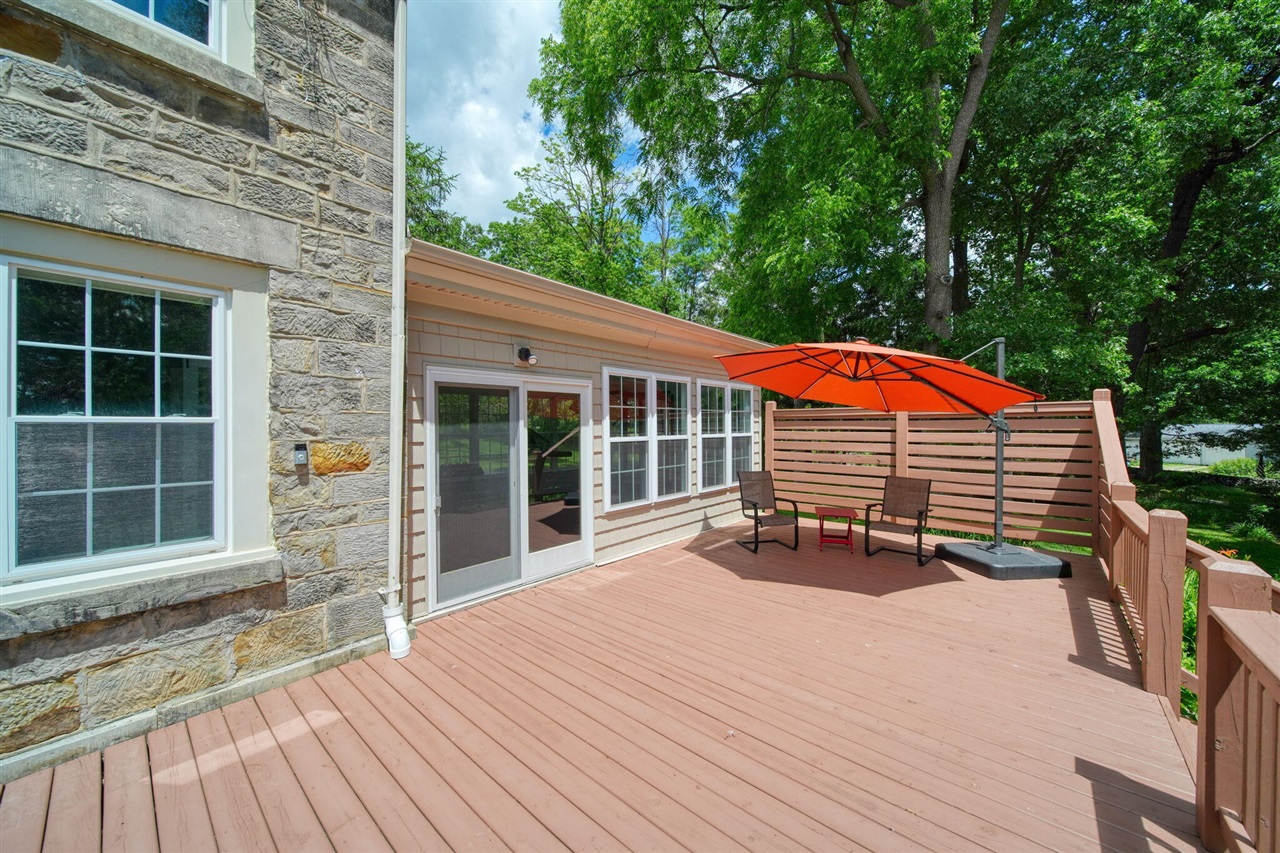 208 Glasgow Road Jackson, MI 49201 - Photo 49 of 99