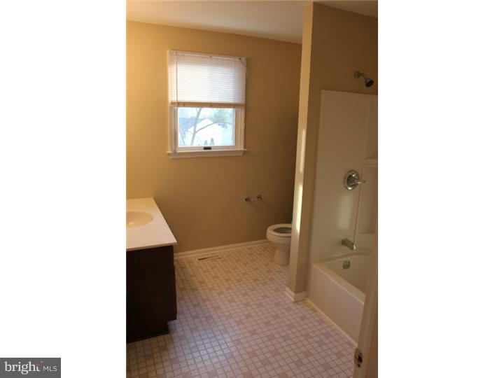 216 Rugby Road Birdsboro, PA 19508 - Photo 11 of 21 Bathroom
