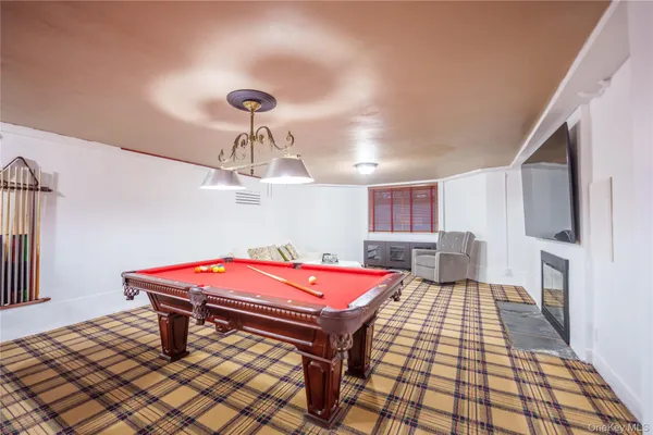 $17,500 | 10 Hidden Pond, Muttontown, NY 11545